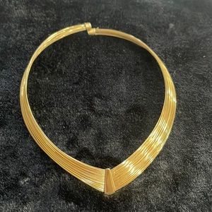 Gold tone v shape choker